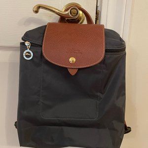 Longchamp Le Pliage Nylon Backpack – dark gray